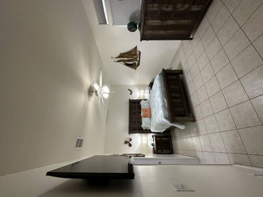 Barefoot Bungalow - Pet Friendly- 2 Bdrm Townhome Corpus Christi Exterior photo
